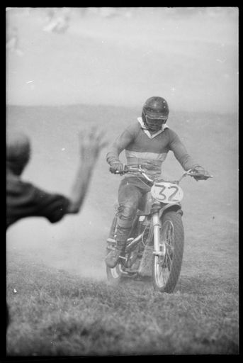 2018N_2017-20_MS001018a - Guild Leaf international moto-cross series at Woodville