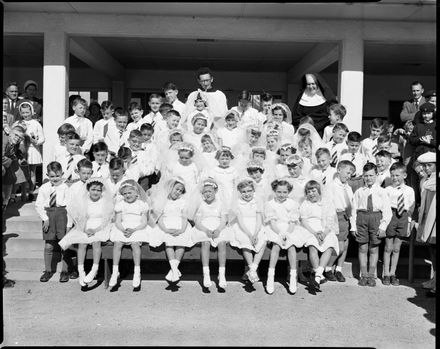 "Shamrock First Communion" - Resource cover image