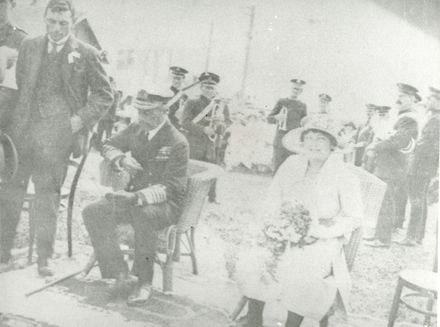 Visount Jellicoe at the dedication of Rongotea War Memorial