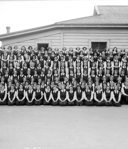 Palmerston North Technical High School - Girls Class Photo