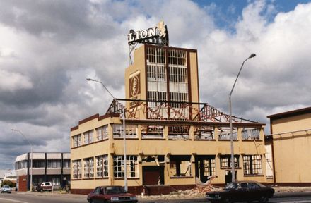 Demolition of Lion Brewery