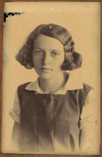 Effie Maunder - Terrace End School Dux, 1934