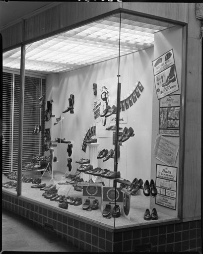 Coopers Shoe Store window - Resource cover image