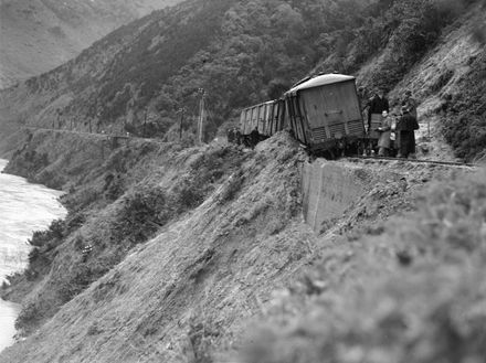 Train Derailment, Manawatu Gorge