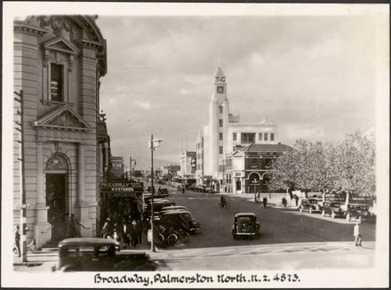"Real Photographs For Your Snapshot Album - Souvenir of Palmerston North, New Zealand" 4