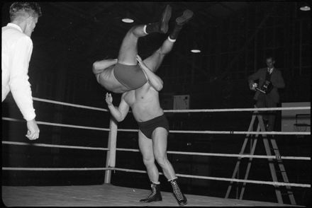 International Wrestling Contest - Resource cover image