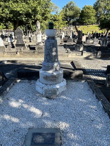 Headstone - Jochim Gattsche - Resource cover image