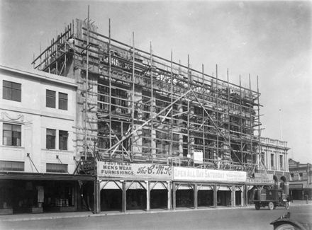 Construction of C M Ross department store, The Square