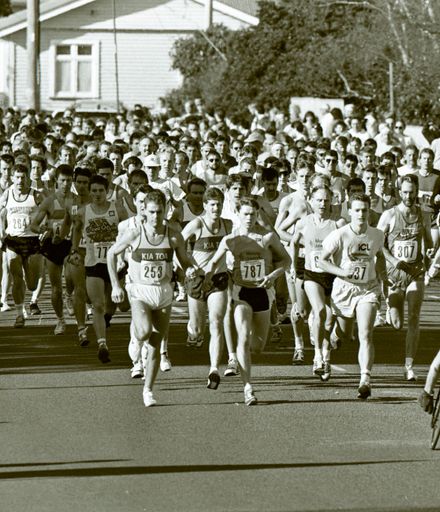 2022N_2017-20_039997 - Manawatu Marathon Clinic half-marathon 1991