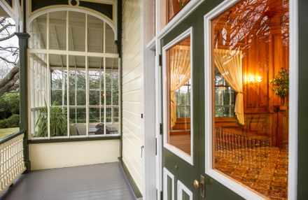 Caccia Birch House
