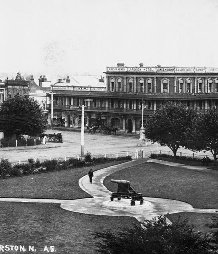 Panorama of the Square, 1915 5