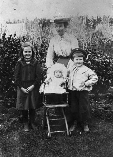 Mrs Annie Nairn and children