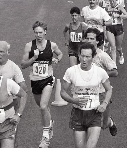2022N_2017-20_040145 - Family flavour to run - Half-marathon 1986