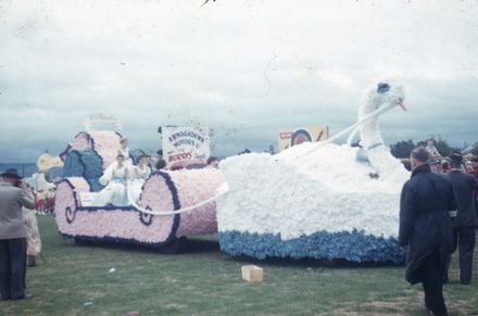 Floral Festival Parade - Combined Retail Stores Swan float