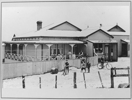 R. R. Scott Post Office, Store and Public Hall