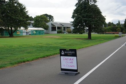 COVID-19 Closure Sign  - Manawatū Golf Club