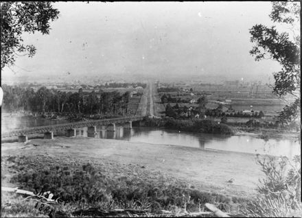 Fitzherbert Bridge, looking down Fitzherbert Street