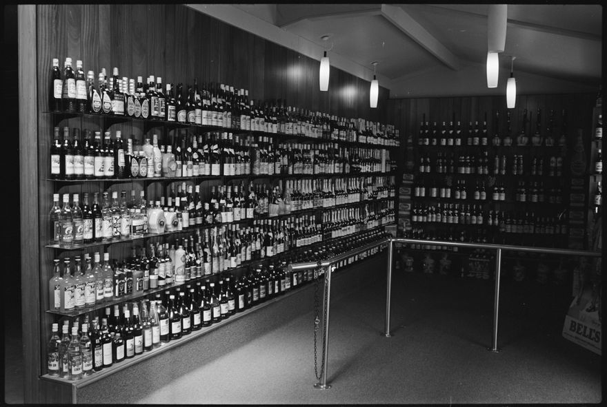 Interior of the Fitzherbert Bar/bottle shop
