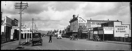 Rangitikei Street in the 1920s