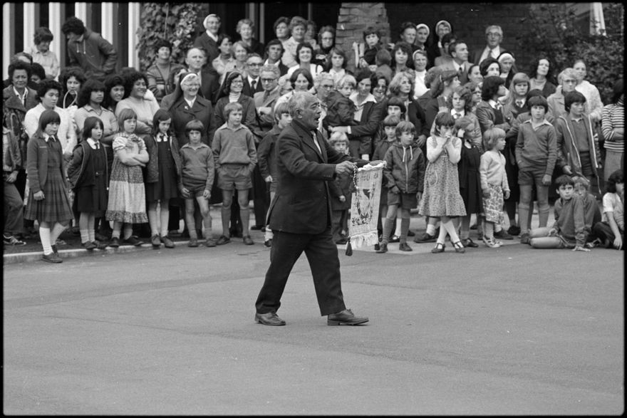 "City's new Bishop takes mitre"