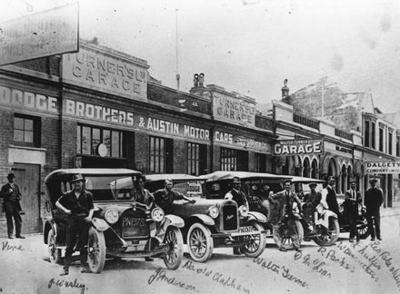 Turner's Ltd Garage, with staff and cars