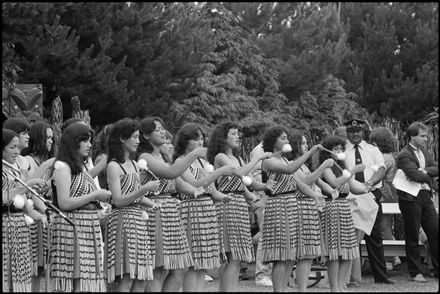 “Relaxed Kiwi hospitality showers Jimmy” - Resource cover image