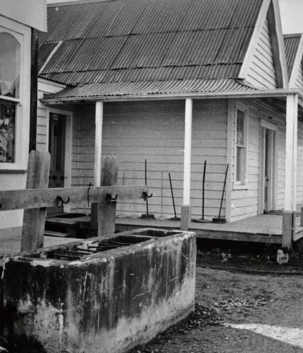 'Totaranui', hitching rail and water trough at Manawatu Museum, Church Street