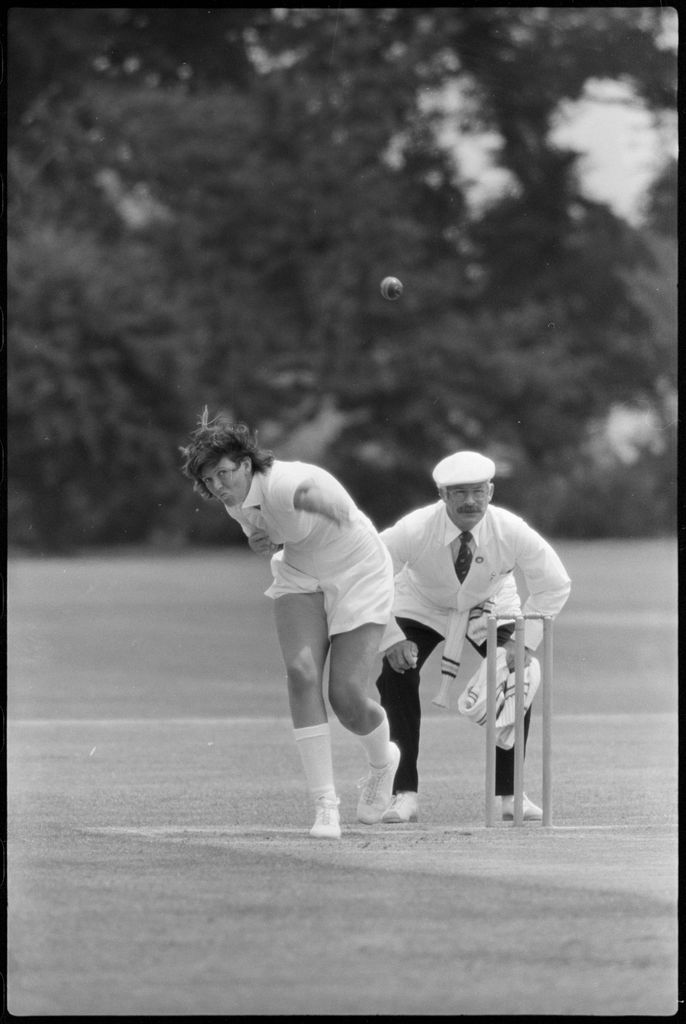 2025N_2017-20_Cricket-Women_043033-007