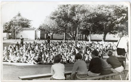 Bulls School - Circa 1970 - Resource cover image