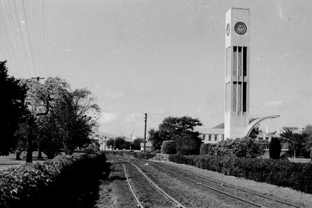 The Square 1963
