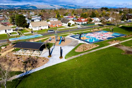 Steven Adams Basketball Court
