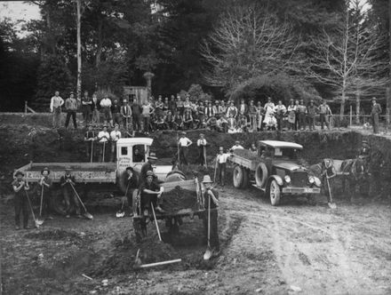 Excavation for construction of the Main Science Building, Massey Agricultural College