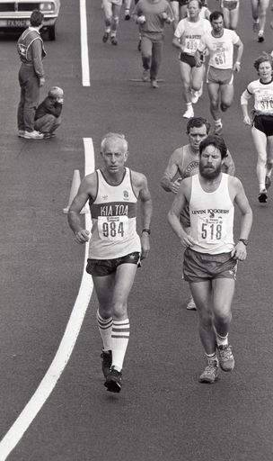 2022N_2017-20_040173 - Family flavour to run - Half-marathon 1986