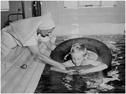 Evans Family Collection: Palmerston North Hospital physiotherapy pool