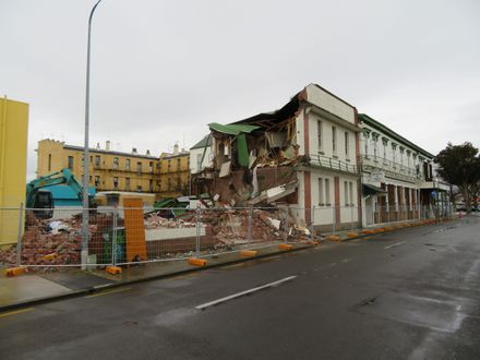 Cafe De Paris Inn Demolition