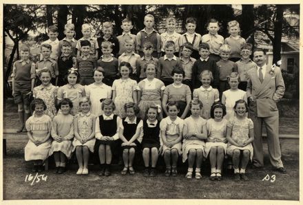 Terrace End School - Standard 3, 1954