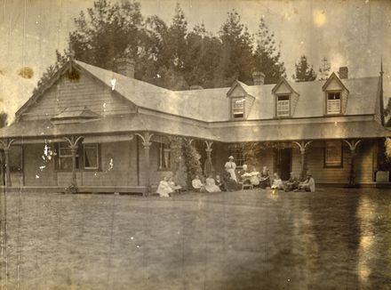 MacLennan Residence in Oroua Downs