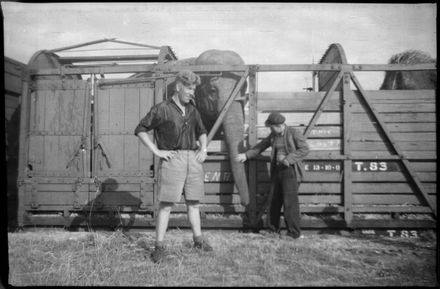 Unloading a Circus Elephant, Main Street Railway Station