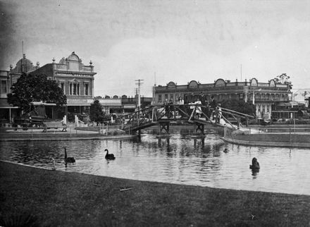 Lakelet in The Square