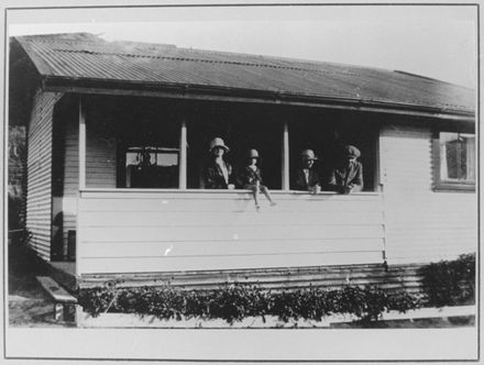 The Scott-Bendall whare - Resource cover image