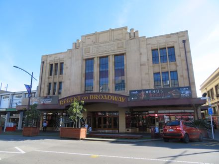 Regent on Broadway, 53 Broadway Avenue