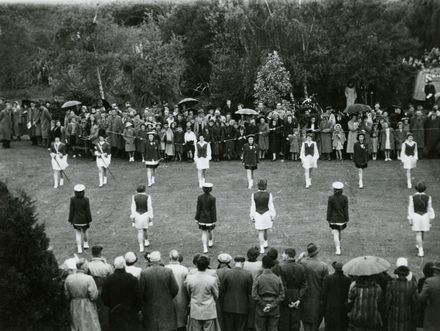 Unveiling of War Memorial, Memorial Park