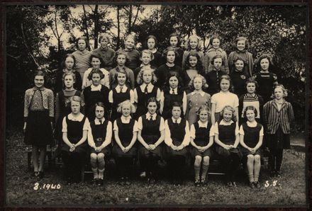 Terrace End School - Standard 5, 1940