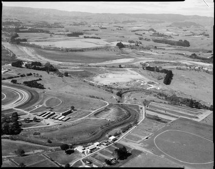 Argosy Aerial - "Rubbish tip and Sewerage treatment"