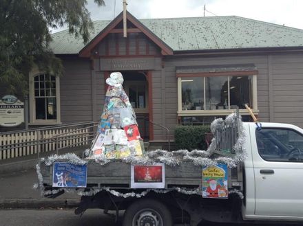 Ashhurst Library float for 2013 Ashhurst Christmas parade