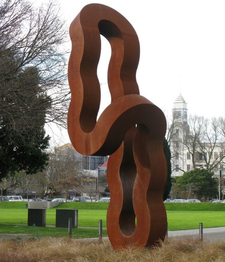 “Returning Column" Sculpture, The Square