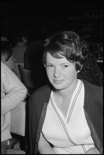 Unknown party attendees - Resource cover image