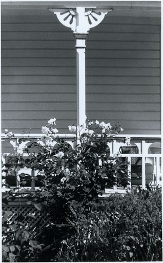 Kaingahou, Details of Front Verandah - Resource cover image