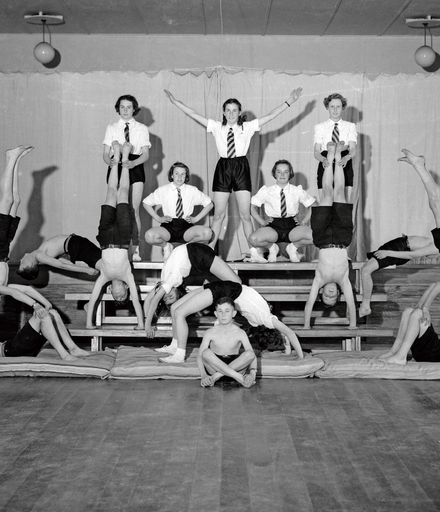 Palmerston North Intermediate School - Mixed Gymnastics Team