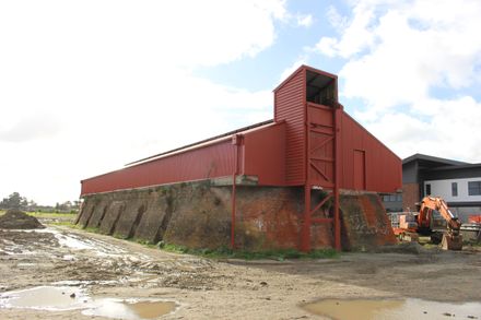 Hoffman Kiln Working Bee - Resource cover image
